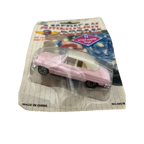 Vintage Road Tough PINK Ford T-Bird Die Cast Metal Free Wheeling 8901B - Picture 3 of 10